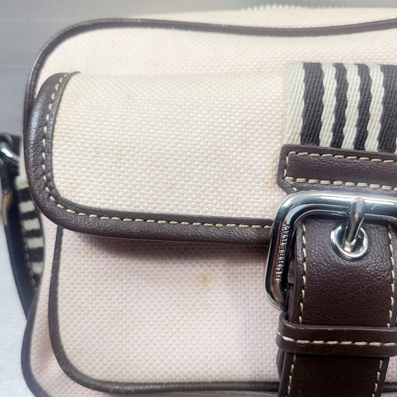 Burberry Canvas Leather Shoulder Bag - Picture 4 of 8